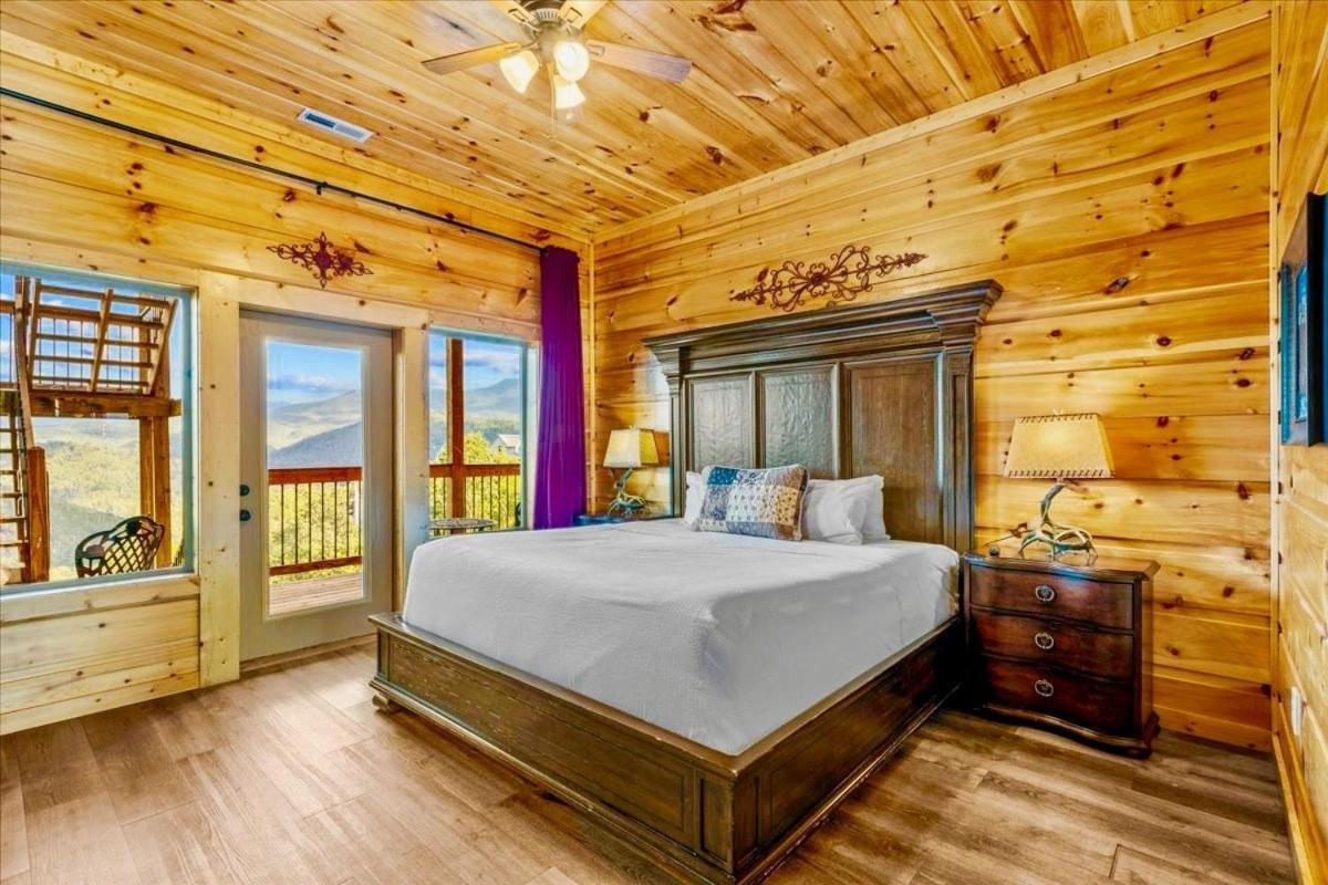Mansion In The Sky Cabin ガトリンバーグ エクステリア 写真
